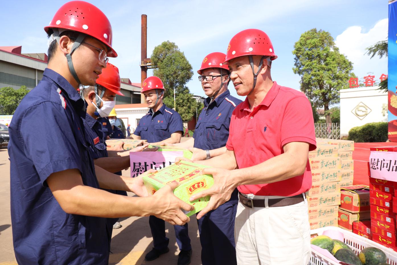 暖心！柳州市總工會、柳鋼集團工會送來陣陣清涼
